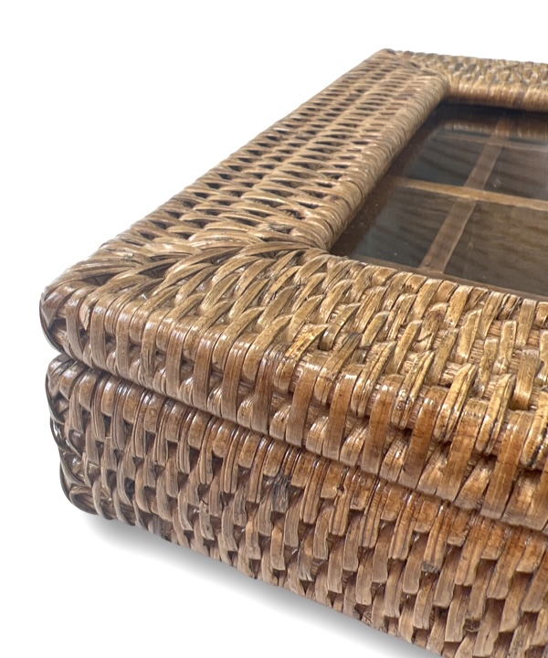 CAIXA DE RATTAN E VIDRO COM DIVISÓRIAS